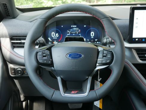 New 2025 Ford Explorer ST w/ Sun And Sound Package image 7