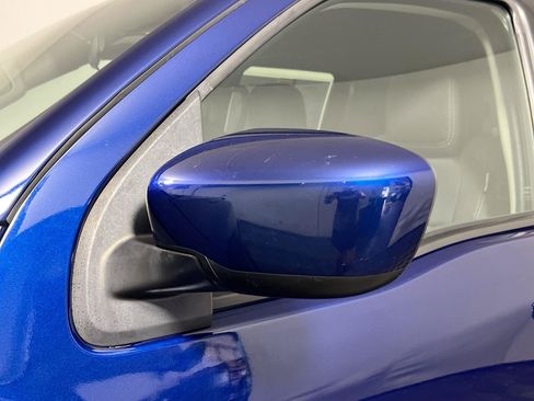 Used 2023 Nissan Frontier SV RWD image 12
