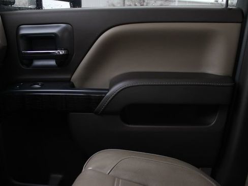 Used 2016 GMC Sierra 2500 Denali w/ Duramax Plus Package image 24