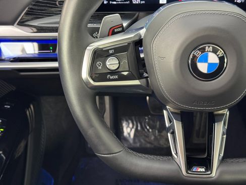 Used 2024 BMW 740i w/ Premium Package 2 image 23
