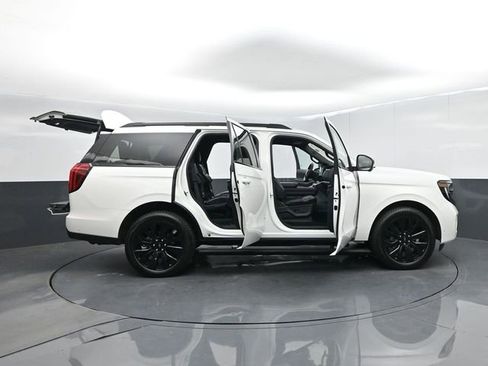 Certified 2025 Ford Expedition Platinum w/ Stealth Appearance Package AWD/4WD image 73
