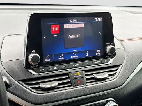 Used 2022 Nissan Altima 2.5 SR image 14