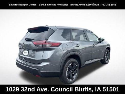 Used 2024 Nissan Rogue SV FWD image 7