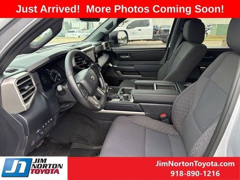 Used 2026 Toyota Tundra SR5 AWD/4WD image 12