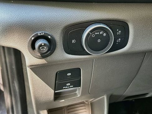Certified 2025 Ford Transit 350 XLT AWD/4WD image 13