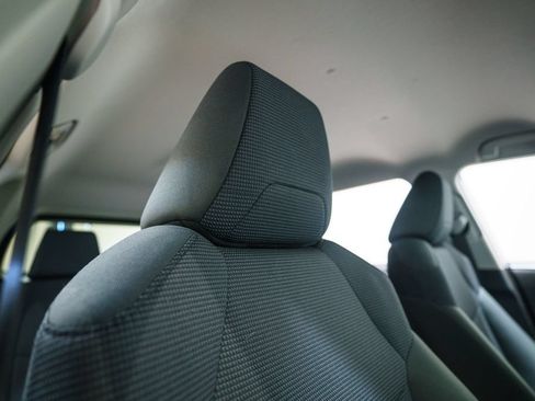 Certified 2022 Toyota RAV4 LE AWD/4WD image 15
