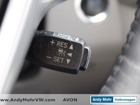 Used 2014 Toyota Highlander Limited Platinum FWD image 34