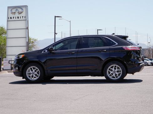 Used 2022 Ford Edge SEL AWD/4WD image 3