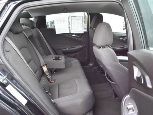 Used 2023 Chevrolet Malibu LT image 35