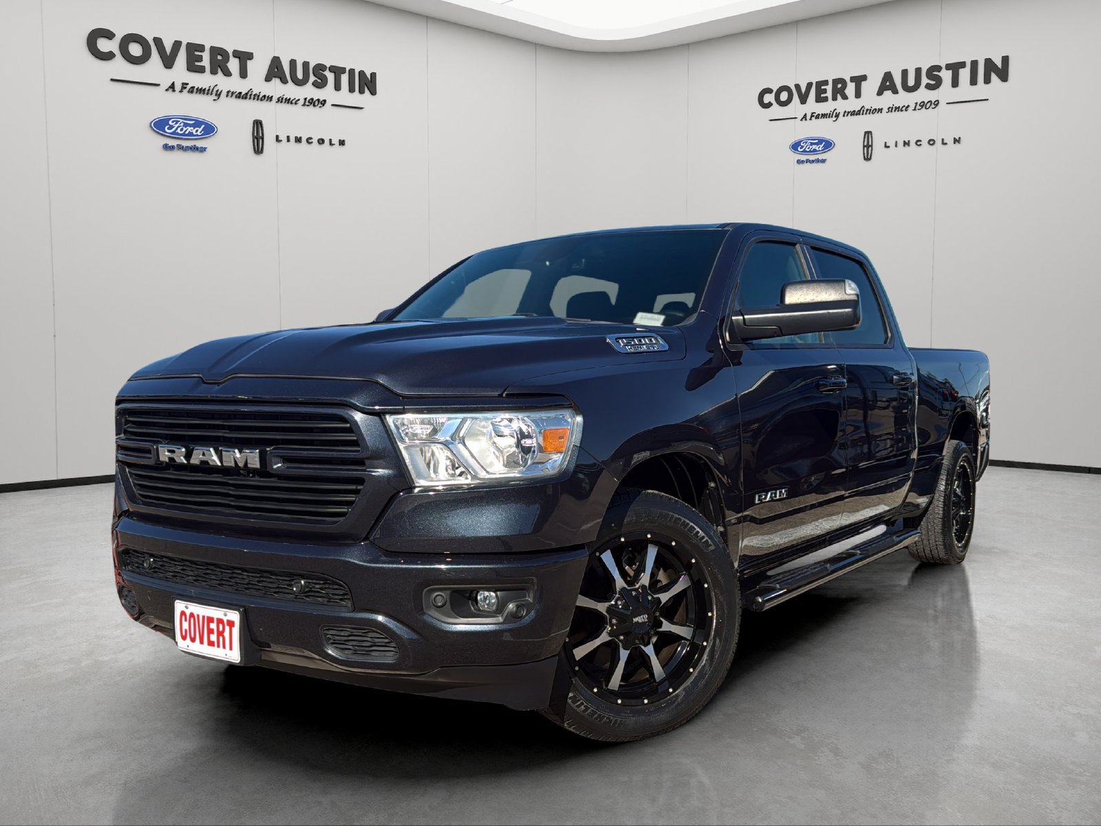 Used 2021 RAM 1500 Lone Star AWD/4WD image 1