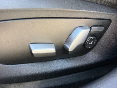 Used 2021 BMW 540i w/ M Sport Package RWD image 14