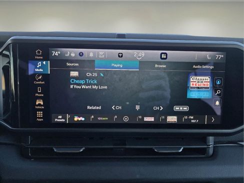 Used 2025 Jeep Wrangler Unlimited Rubicon 4xe w/ Convenience Group image 19