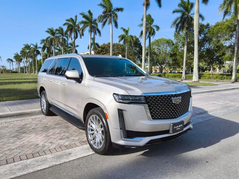 Used 2021 Cadillac Escalade ESV Premium Luxury w/ Performance Package RWD image 1