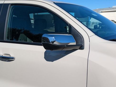 New 2026 GMC Canyon Denali image 12