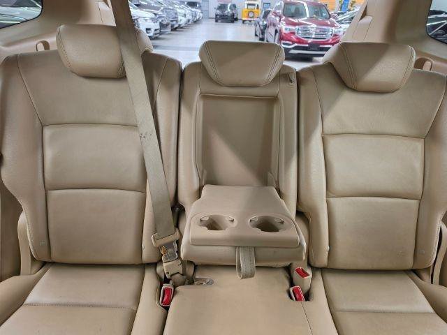 Used 2008 Subaru Tribeca Limited AWD/4WD image 38