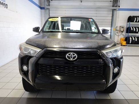 Used 2014 Toyota 4Runner SR5 image 19