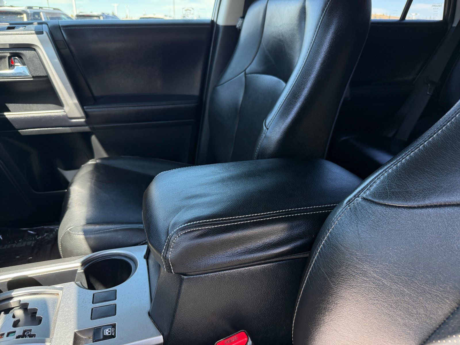Used 2018 Toyota 4Runner SR5 w/ Wilderness Package AWD/4WD image 14