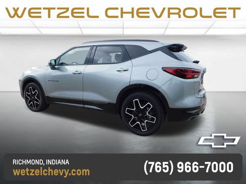 Used 2025 Chevrolet Blazer RS w/ Driver Confidence II Package AWD/4WD image 5