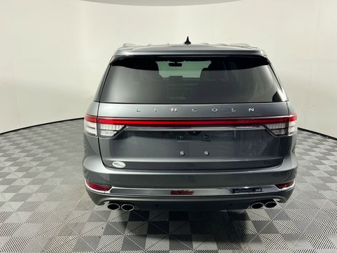 Used 2024 Lincoln Aviator Reserve w/ Elements Package Plus RWD image 4