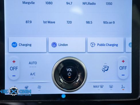 Used 2023 Ford Mustang Mach-E Premium AWD/4WD image 20