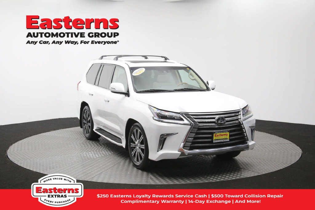 Used 2021 Lexus LX 570 4WD w/ Luxury Package image 61