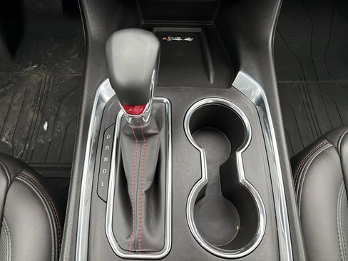 Used 2023 Chevrolet Traverse RS w/ LPO, Floor Liner Package image 22