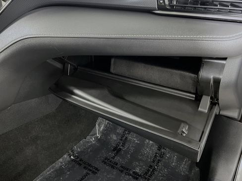 Used 2024 Toyota Camry SE image 34