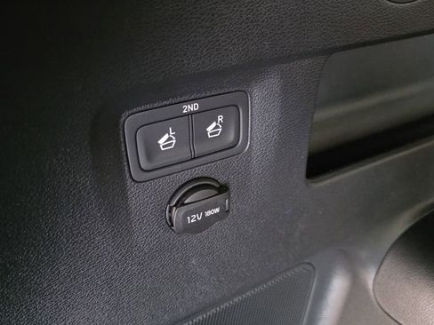 Used 2022 Kia Telluride SX w/ SX Prestige Package image 34