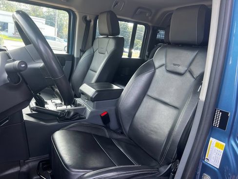 Used 2024 INEOS Grenadier Station Wagon AWD/4WD image 19