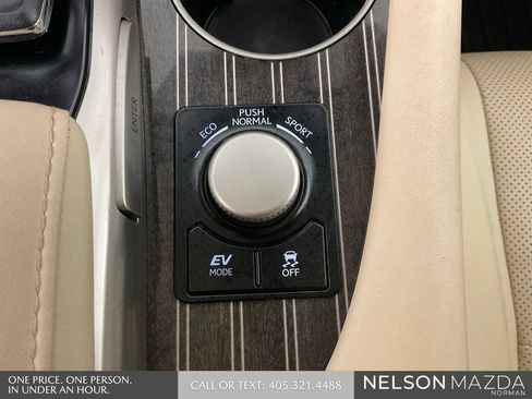 Used 2017 Lexus RX 450h AWD w/ Luxury Package image 45