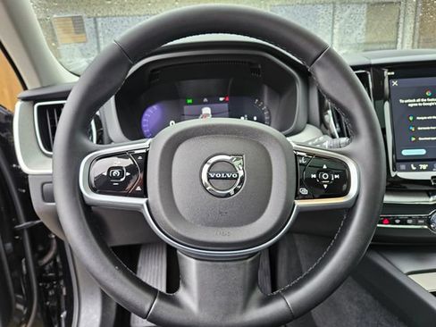 Certified 2025 Volvo XC60 B5 Plus AWD/4WD image 23