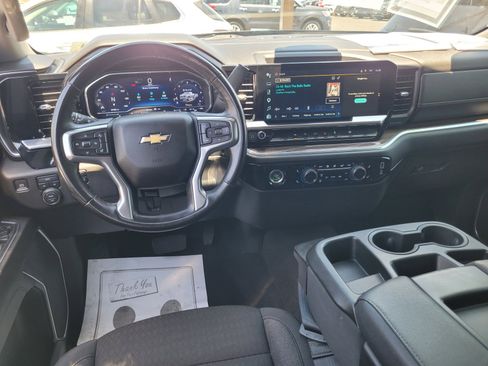 Used 2024 Chevrolet Silverado 1500 LT w/ Protection Package AWD/4WD image 18