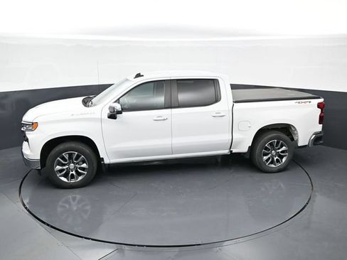 Used 2024 Chevrolet Silverado 1500 LT AWD/4WD image 35