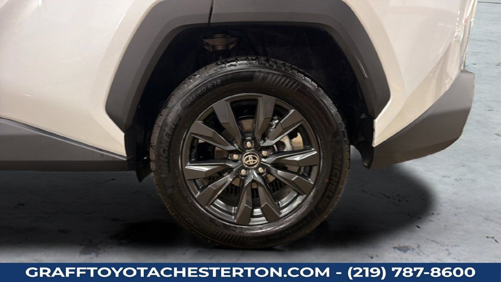 Used 2026 Toyota RAV4 XLE Premium FWD image 27
