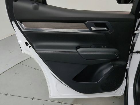 Certified 2026 GMC Terrain Denali AWD/4WD image 25