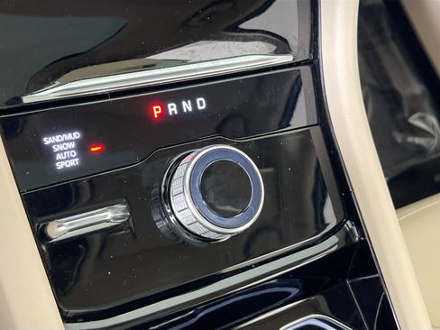 Used 2022 Jeep Grand Cherokee Limited image 16