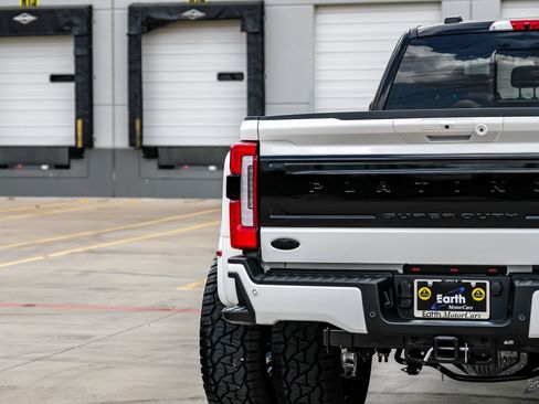 Used 2026 Ford F450 Platinum w/ Platinum Plus Package AWD/4WD image 13