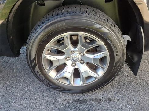 Used 2017 RAM 1500 Limited image 31