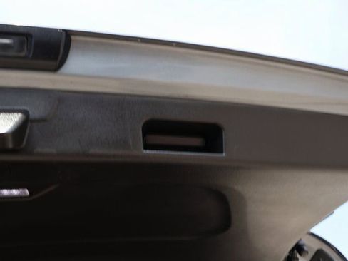 Used 2019 Chevrolet Traverse LT w/ LT Premium Package image 22