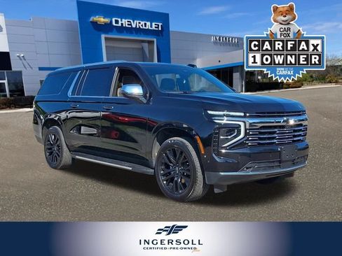 Used 2025 Chevrolet Suburban Premier AWD/4WD image 1