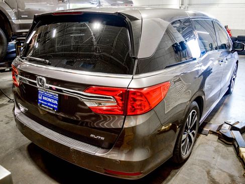 Used 2019 Honda Odyssey Elite image 16