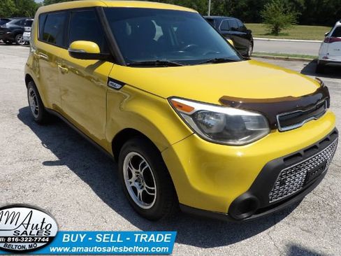 Used 2014 Kia Soul + image 7