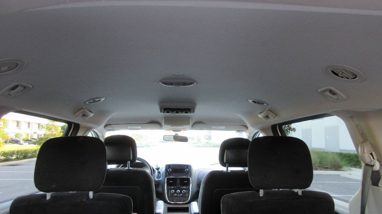 Used 2012 Dodge Grand Caravan SE FWD image 20