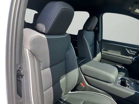 New 2026 GMC Sierra EV Elevation image 15