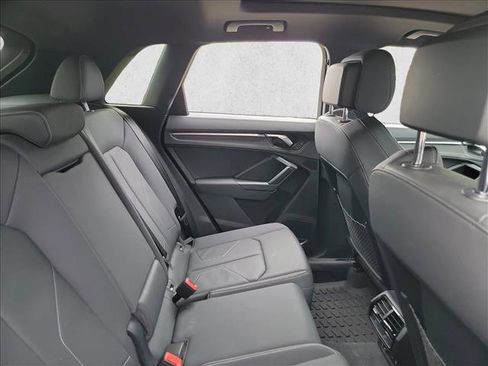 Used 2020 Audi Q3 2.0T Prestige w/ Prestige Package image 16