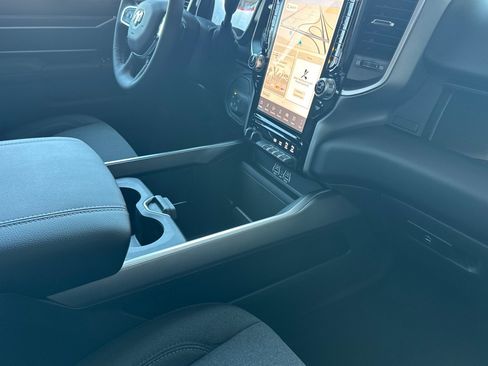 New 2026 RAM 2500 Big Horn AWD/4WD image 14