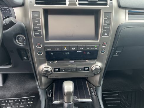Used 2021 Lexus GX 460 Premium w/ Premium Package AWD/4WD image 23