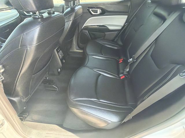 Used 2025 Jeep Compass Limited AWD/4WD image 20