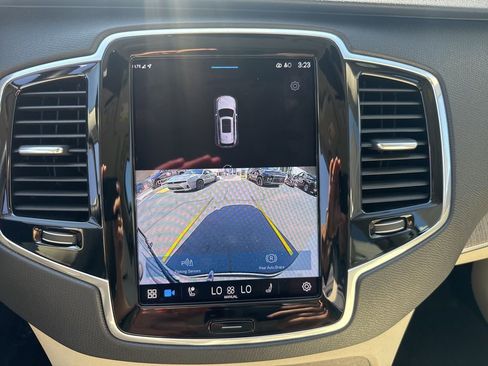 Used 2023 Volvo XC90 B5 Plus w/ Protection Package Premier AWD/4WD image 22