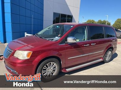 Used 2013 Chrysler Town & Country Touring-L w/ Driver Convenience Group